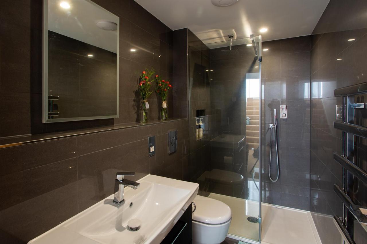 The Retreat, Sauna & Hot Tub, Charming & Cosy Gem 블랜퍼드포럼 외부 사진